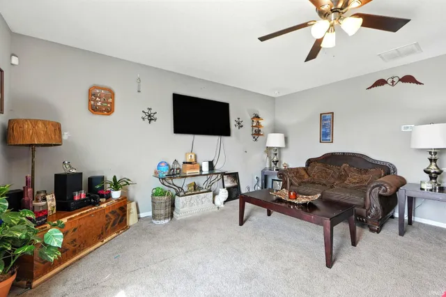 $314,900 | 1904 Waynedale Drive, Garrett, IN 46738