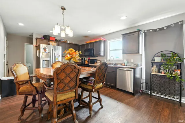 $314,900 | 1904 Waynedale Drive, Garrett, IN 46738