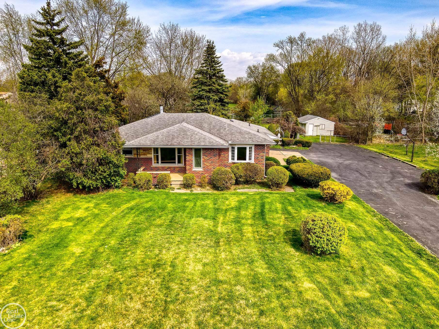 39460 Ryan Road Sterling Heights, MI 48310 - Photo 43 of 54 50106406-42.JPG