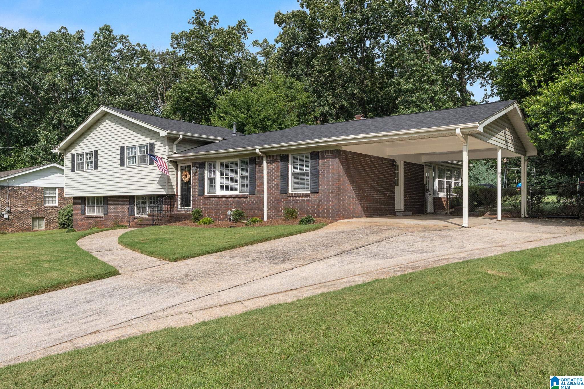 2304 Empire Road Hoover, AL 35226 - Photo 2 of 36