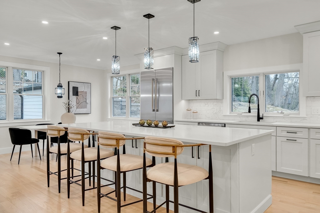 383 Marrett Road Lexington, MA 02421 - Photo 17 of 41 Gallery Image 17