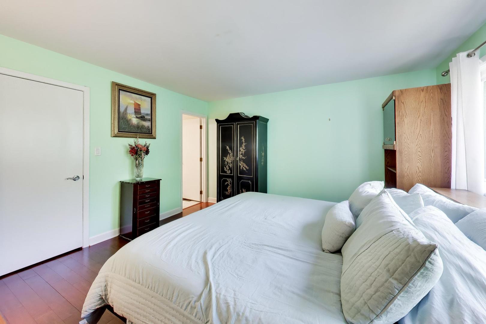 1456 North Elmhurst Road, Unit 101A Mount Prospect, IL 60056 - Photo 18 of 40 Gallery Image 18