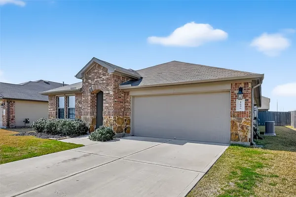 $349,900 | 1606 Bear Spring Drive, Richmond, TX 77469