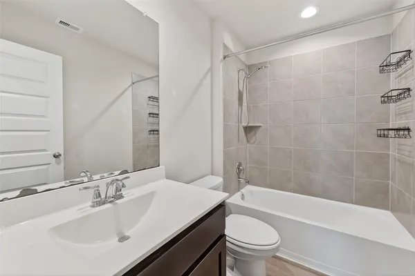 $349,900 | 1606 Bear Spring Drive, Richmond, TX 77469