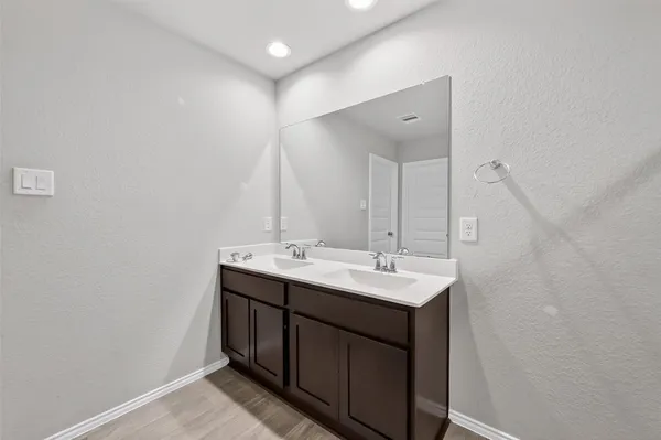 $349,900 | 1606 Bear Spring Drive, Richmond, TX 77469