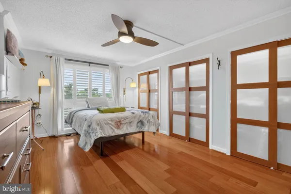 $2,150 | 250 South Reynolds Street, Unit 302, Alexandria, VA 22304