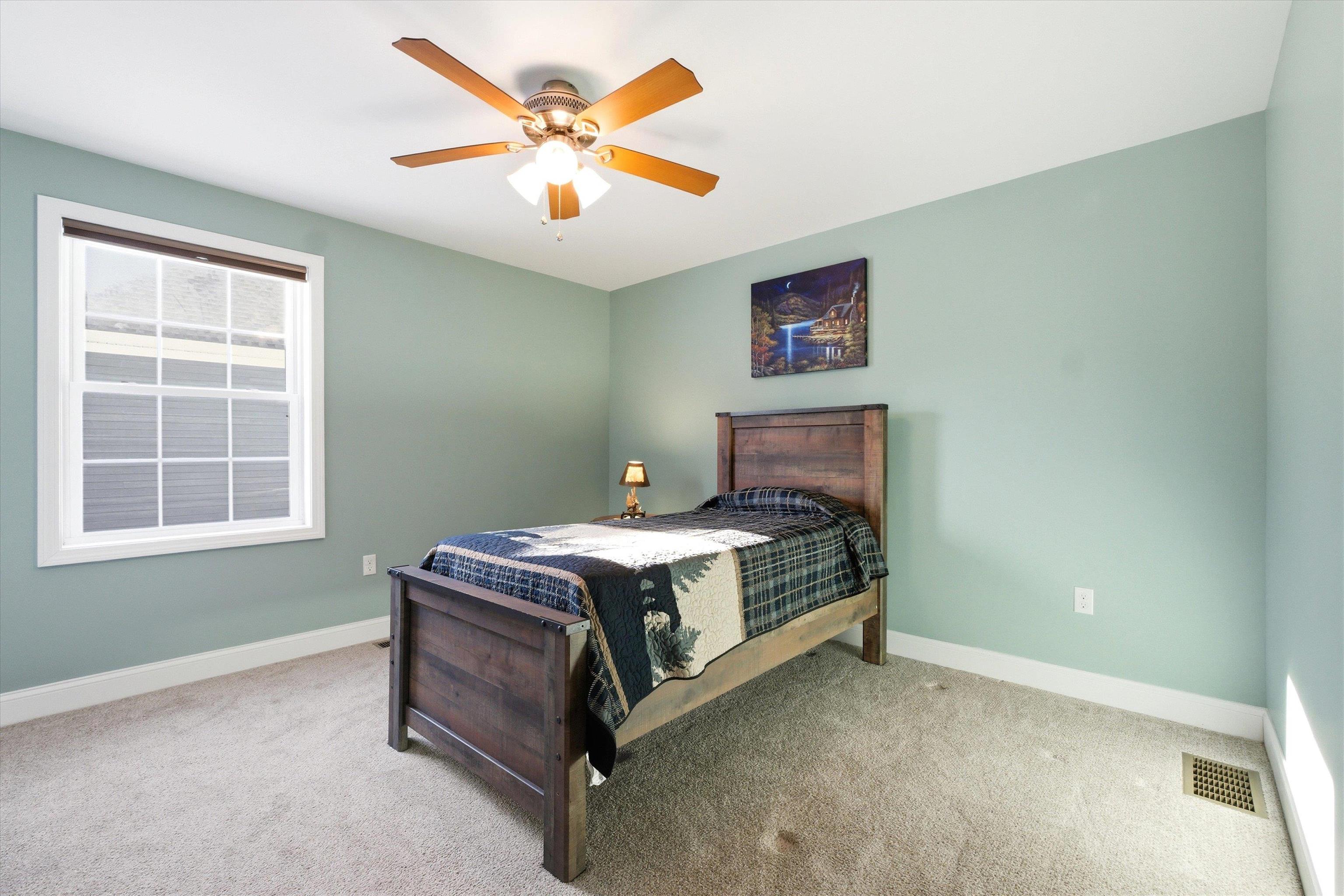 138 Memory Lane Laconia, NH 03246 - Photo 20 of 30