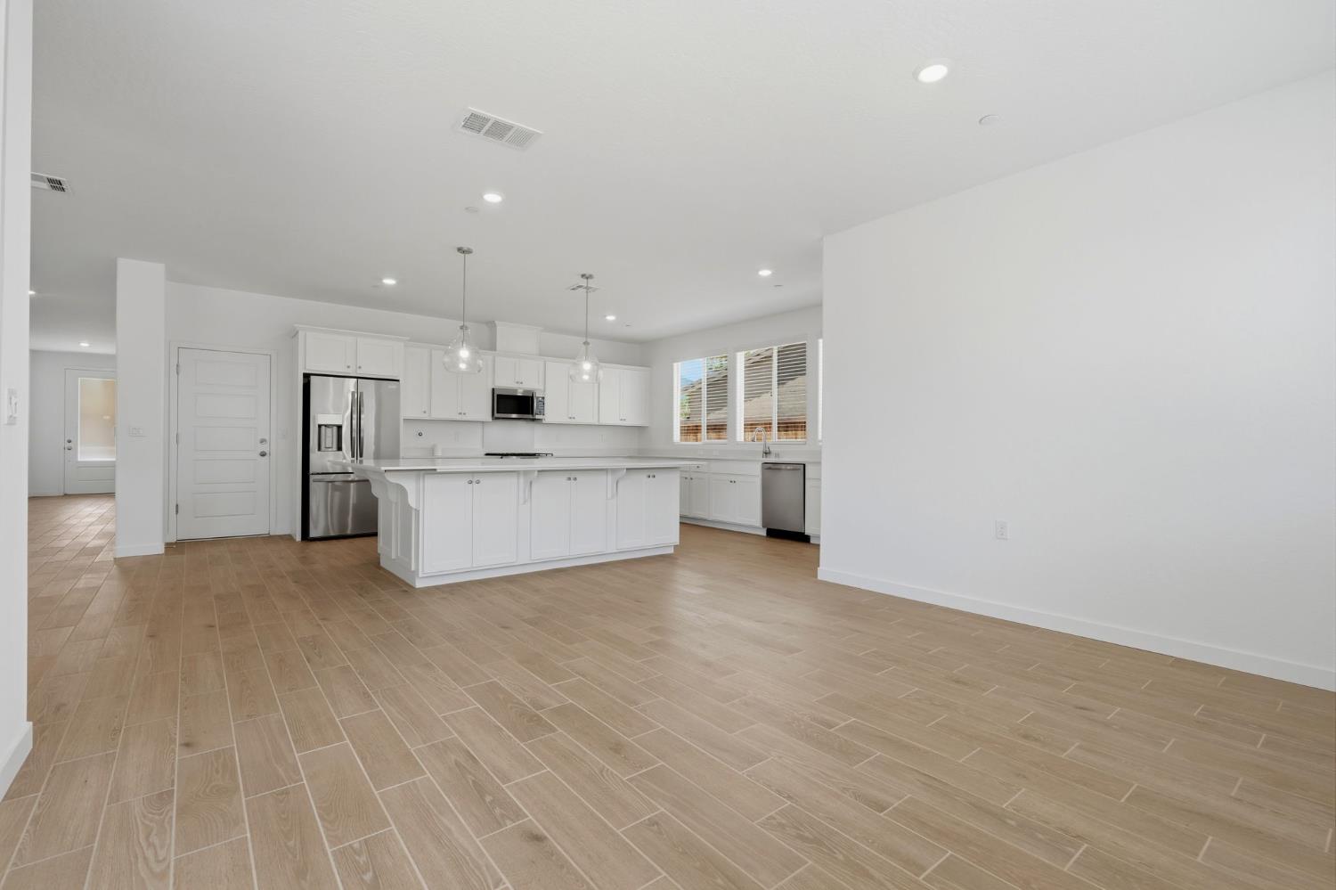 3937 Buttercup Road Madera, CA 93636 - Photo 26 of 74