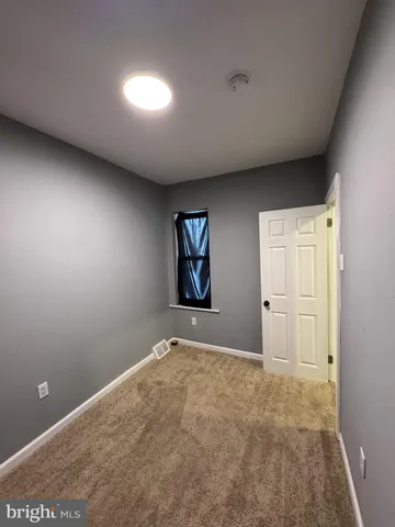 $1,500 | 1435 Edgmont Avenue, Chester, PA 19013