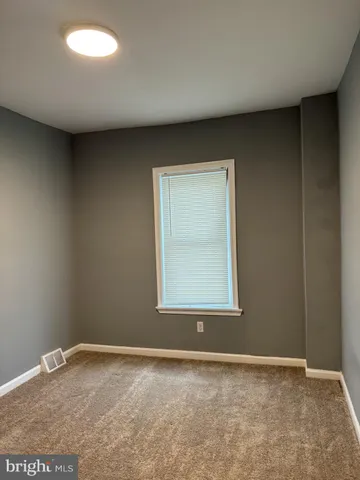 $1,500 | 1435 Edgmont Avenue, Chester, PA 19013