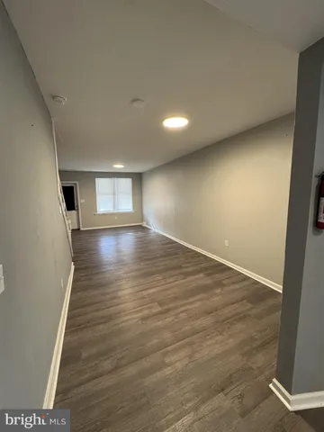 $1,500 | 1435 Edgmont Avenue, Chester, PA 19013