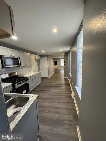 $1,500 | 1435 Edgmont Avenue, Chester, PA 19013