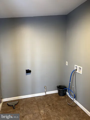 $1,500 | 1435 Edgmont Avenue, Chester, PA 19013