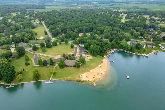 $289,000 | 1506 Pier Drive, Lake Summerset, IL 61019