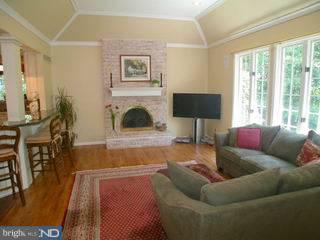 425 Dreshertown Road Fort Washington, PA 19034 - Photo 5 of 6 Gallery Image 5