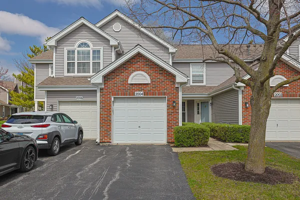 $299,900 | 2004 Waverly Lane, Algonquin, IL 60102