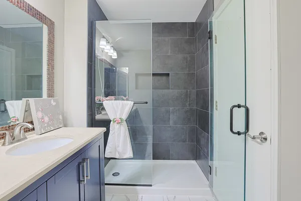 $299,900 | 2004 Waverly Lane, Algonquin, IL 60102