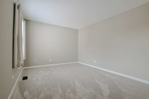 $299,900 | 2004 Waverly Lane, Algonquin, IL 60102