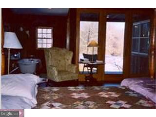 171 Warwick Road Elverson, PA 19520 - Photo 4 of 6 Gallery Image 4