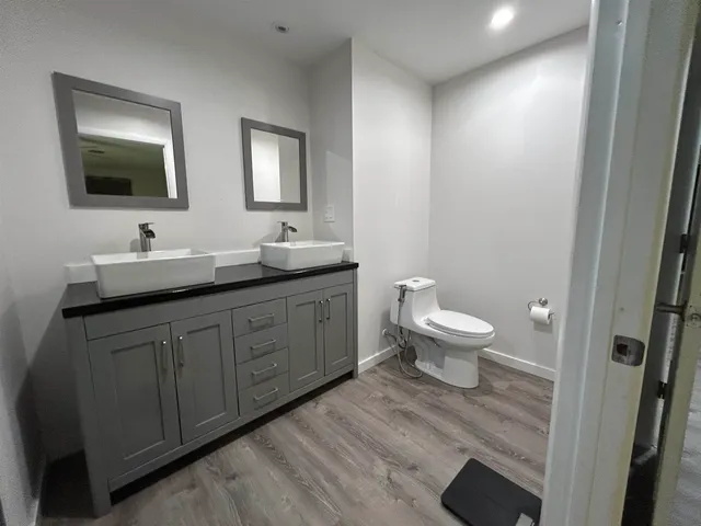 $2,100 | 1913 Talpeco Road, Tallahassee, FL 32303