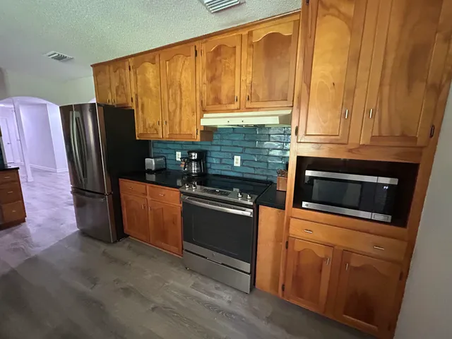 $2,100 | 1913 Talpeco Road, Tallahassee, FL 32303