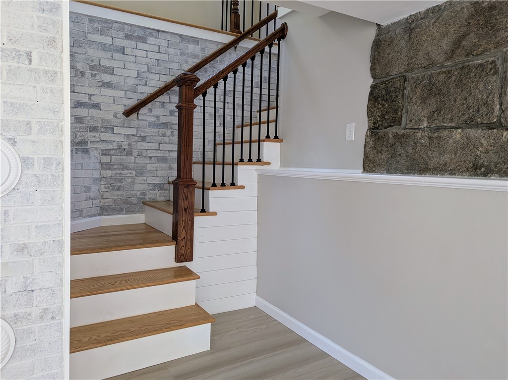 2185 Post Road South Kingstown, RI 02879 - Photo 18 of 35