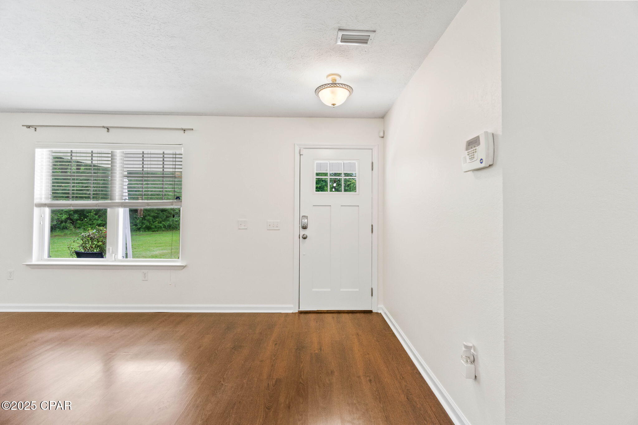 277 Tri County Road Graceville, FL 32440 - Photo 4 of 47