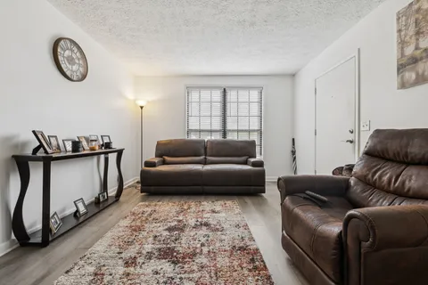 $479,999 | 3245 Niagara Drive, Nashville, TN 37214