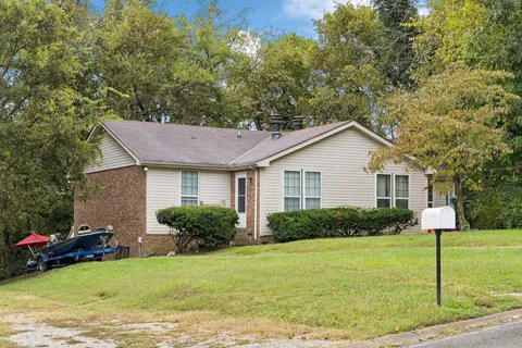 $479,999 | 3245 Niagara Drive, Nashville, TN 37214