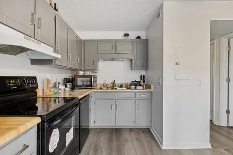 $479,999 | 3245 Niagara Drive, Nashville, TN 37214