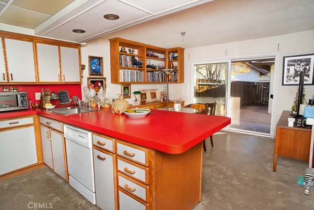 $675,000 | 1104 Glenbridge Circle, Westlake Village, CA 91361