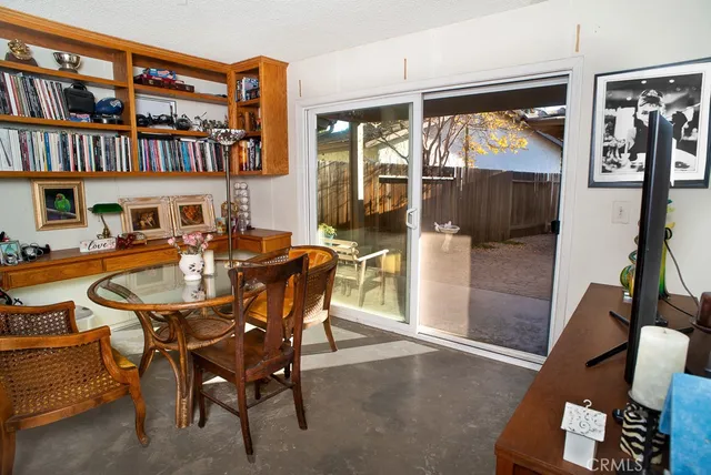 $675,000 | 1104 Glenbridge Circle, Westlake Village, CA 91361