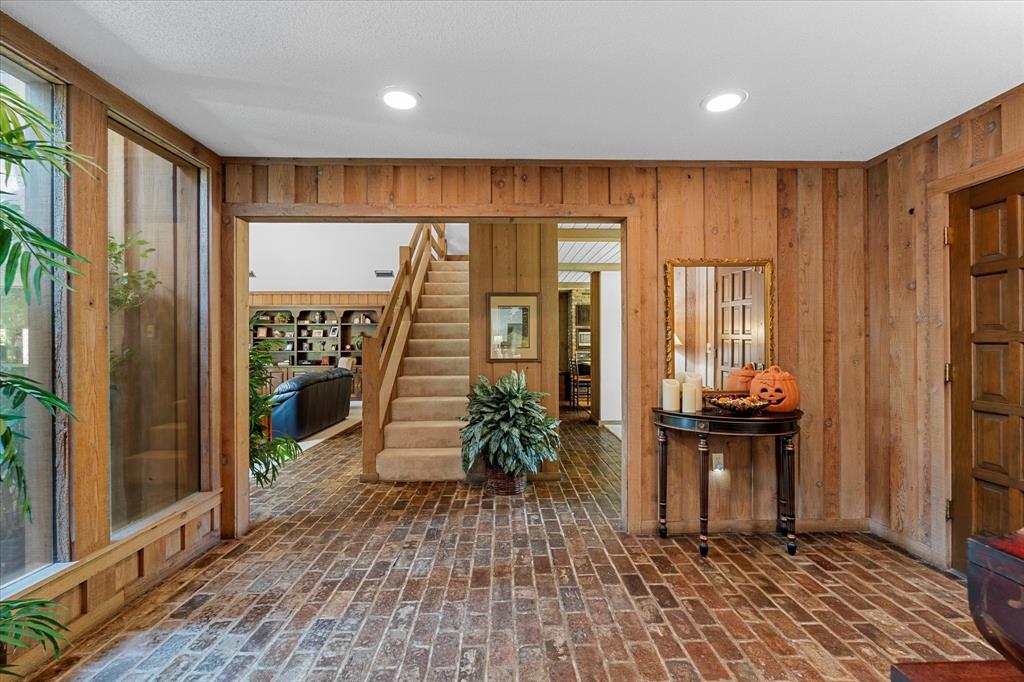 1200 North Acres Circle Springhill, LA 71075 - Photo 5 of 40 a very nice looking room with wooden floor and windows