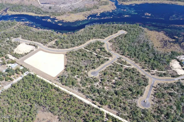 $199,500 | 9904 Summer Creek Drive, Southport, FL 32409