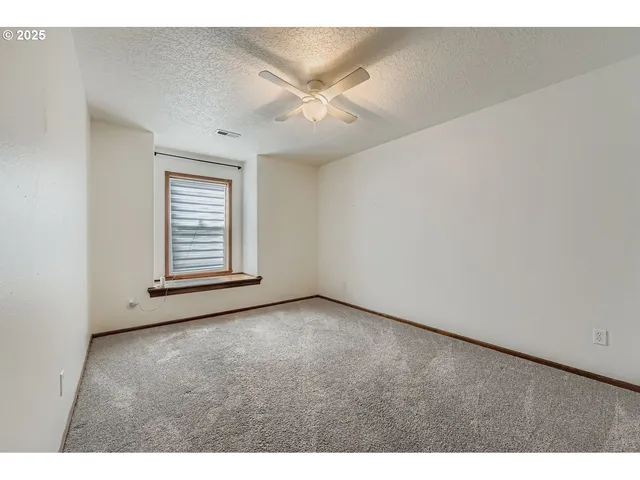 $699,000 | 3902 Northeast 203rd Avenue, Fairview, OR 97024