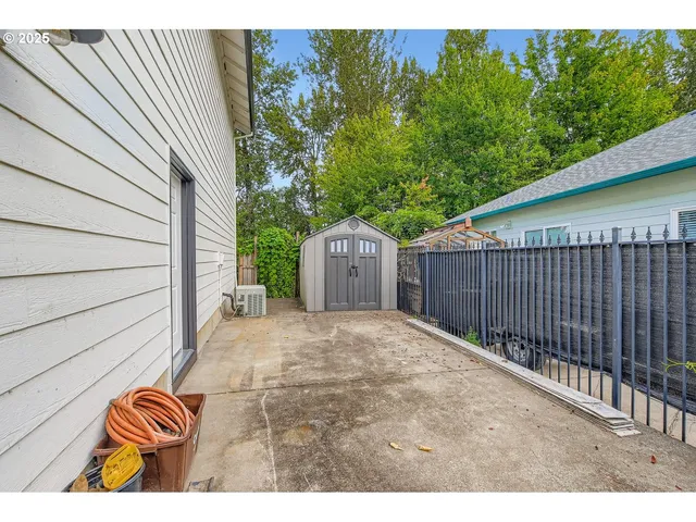 $699,000 | 3902 Northeast 203rd Avenue, Fairview, OR 97024