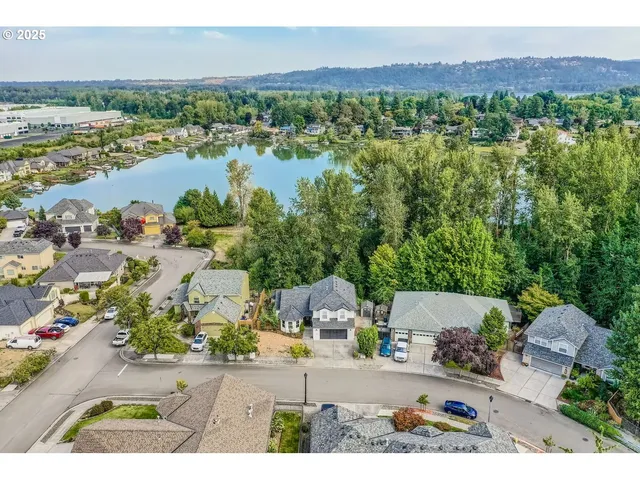 $699,000 | 3902 Northeast 203rd Avenue, Fairview, OR 97024