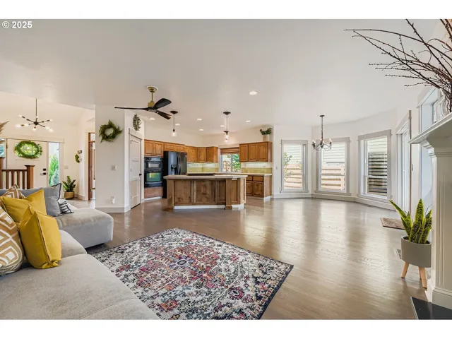 $699,000 | 3902 Northeast 203rd Avenue, Fairview, OR 97024