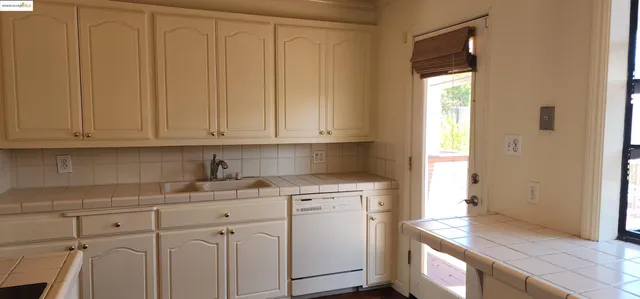 $759,000 | 3672 Del Monte Way, San Leandro, CA 94578