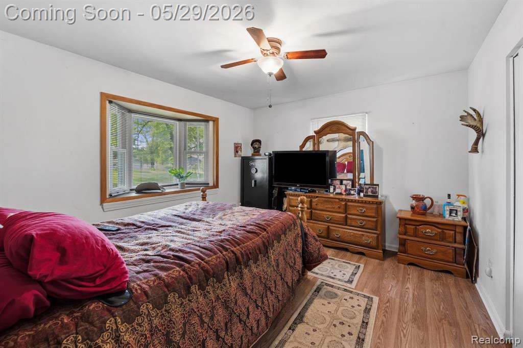 588 Illinois Street Howell, MI 48843 - Photo 10 of 25