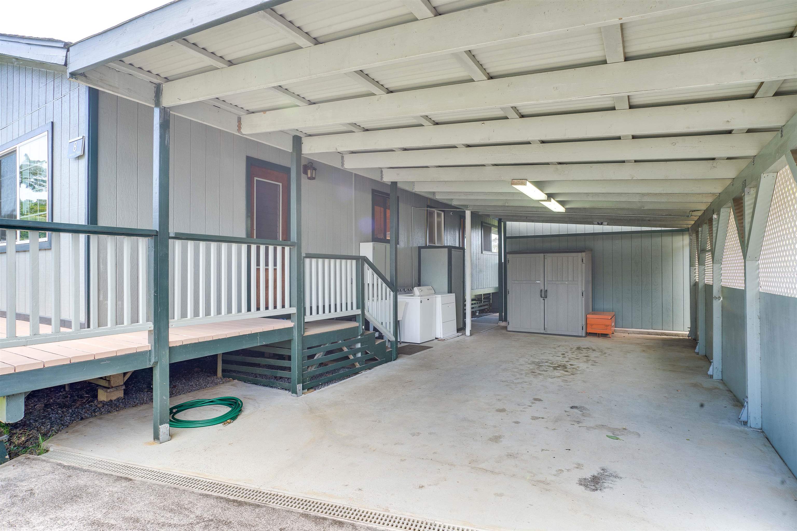 8 Laupapa Place Haiku, HI 96708 - Photo 16 of 30 a view of entryway