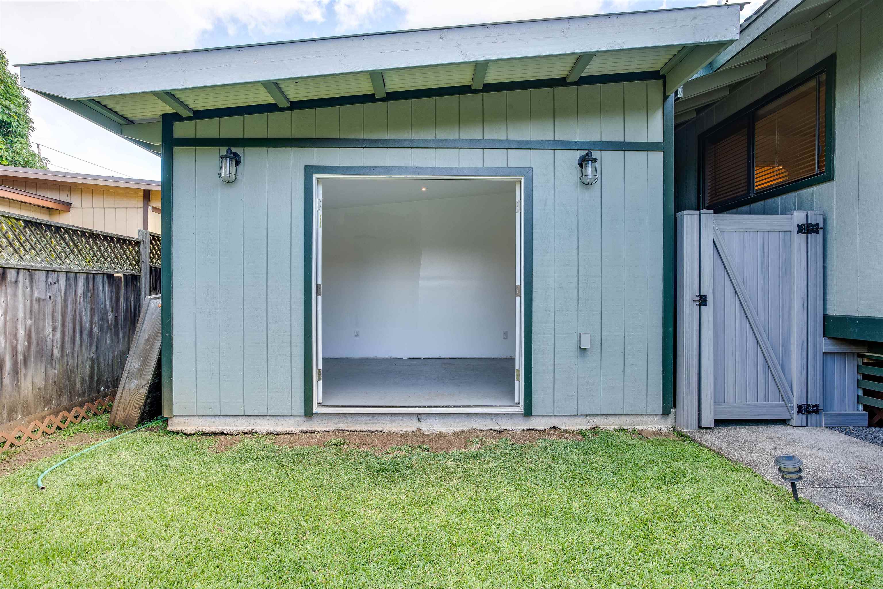 8 Laupapa Place Haiku, HI 96708 - Photo 17 of 30 a view of outdoor space and front door