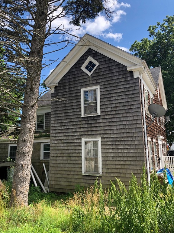 13 Bridge Road Salisbury, MA 01952 - Photo 2 of 2