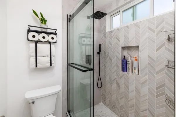 $1,599,000 | 2416 La Pluma Lane, Carlsbad, CA 92009