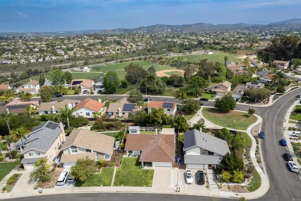 $1,599,000 | 2416 La Pluma Lane, Carlsbad, CA 92009