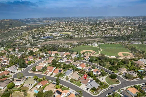 $1,599,000 | 2416 La Pluma Lane, Carlsbad, CA 92009