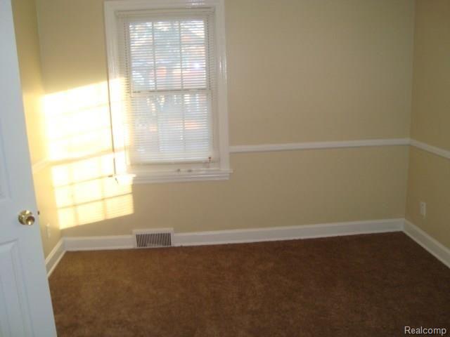 14054 Rutland Street Detroit, MI 48227 - Photo 11 of 24 030.JPG