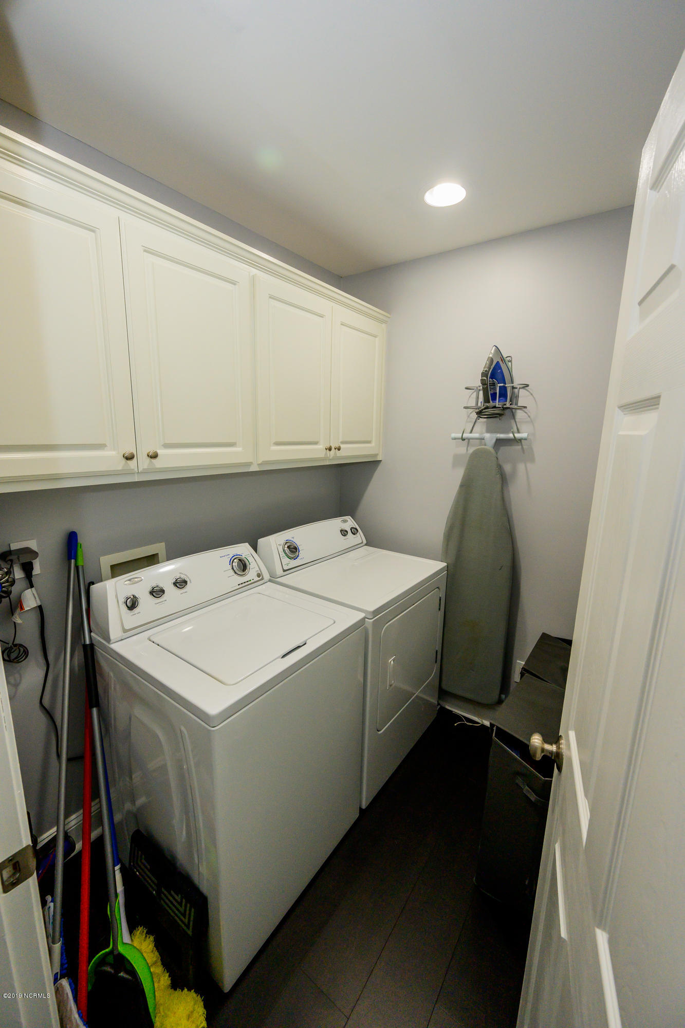 433 Neuchatel Road New Bern, NC 28562 - Photo 13 of 30 laundry room
