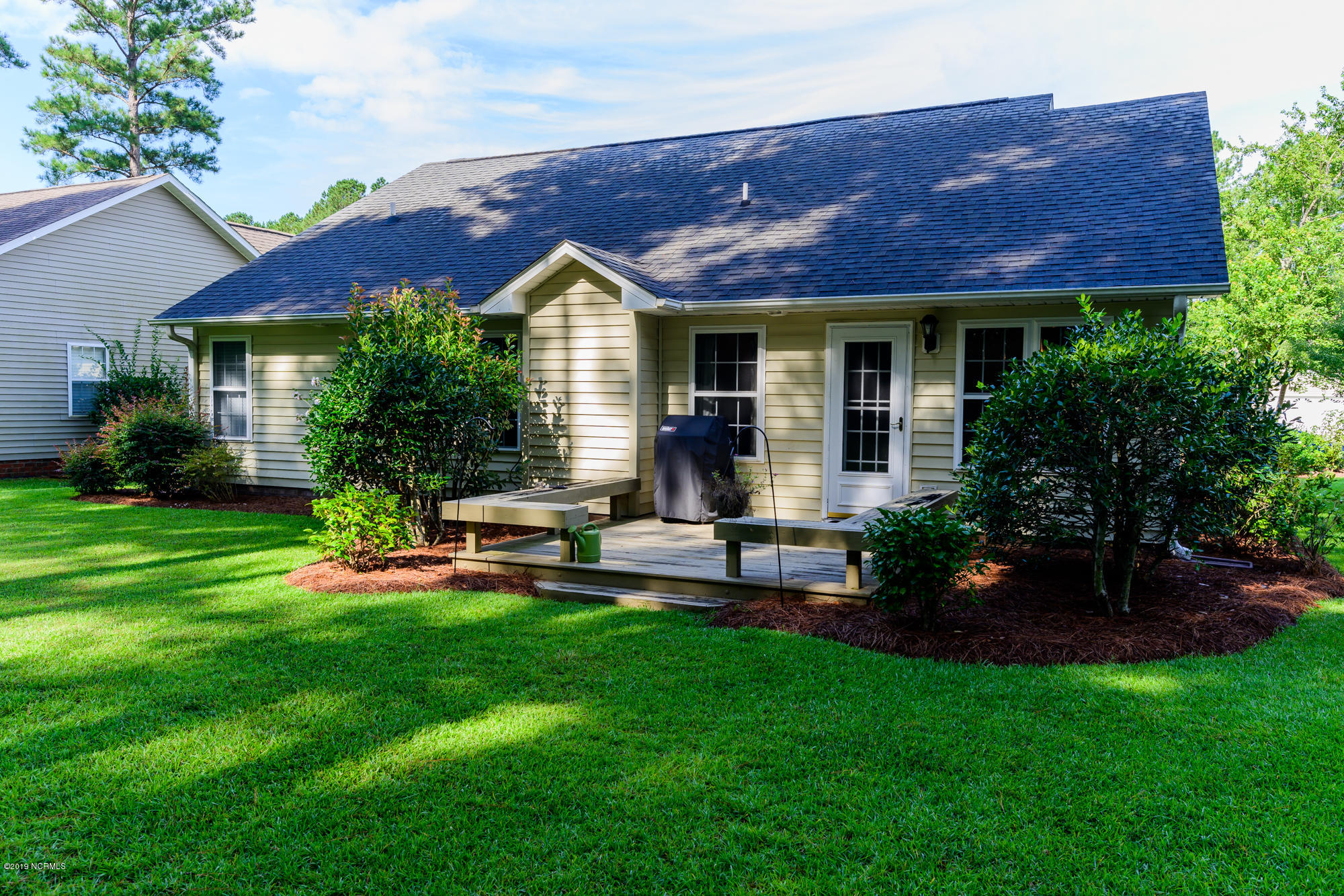 433 Neuchatel Road New Bern, NC 28562 - Photo 26 of 30 back side view