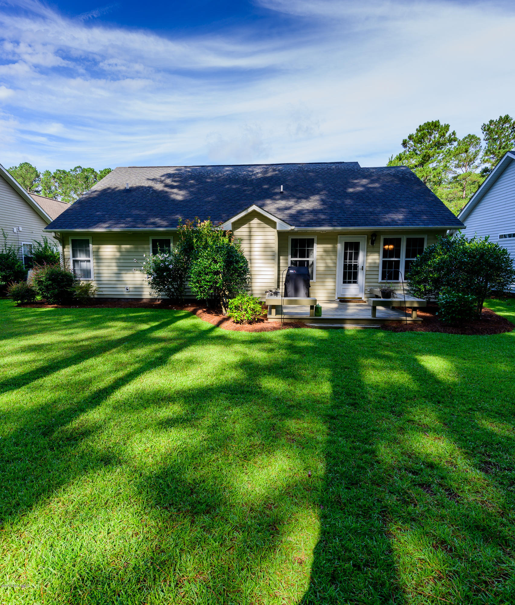433 Neuchatel Road New Bern, NC 28562 - Photo 28 of 30 back side